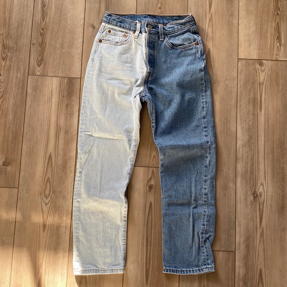 Multicolor Levi’s jeans, style, 501